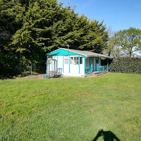 A Louer Chalet Avec Piscine Campsite